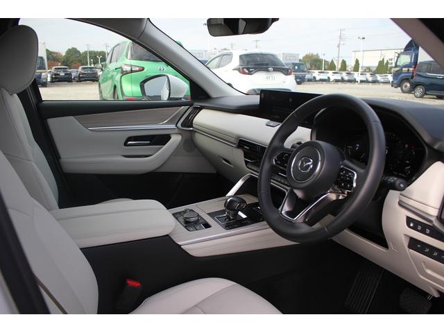 CX-60 PHEV エクスクルーシブモダン 純正12.3インチディスプレイオーディオ 全周囲カメラ フルセグTV シートエアコン 白革シート レーダークルーズコントロール 純正20インチアルミホイール 電動リアゲート クリアランスソナー(27枚目)