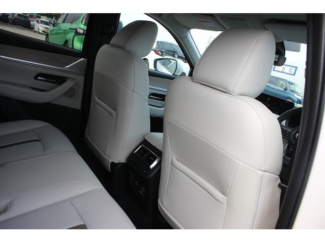 CX-60 PHEV エクスクルーシブモダン 純正12.3インチディスプレイオーディオ 全周囲カメラ フルセグTV シートエアコン 白革シート レーダークルーズコントロール 純正20インチアルミホイール 電動リアゲート クリアランスソナー(30枚目)