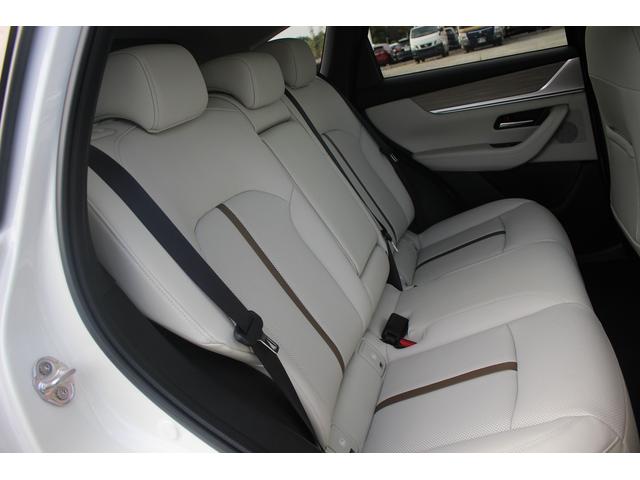 CX-60 PHEV エクスクルーシブモダン 純正12.3インチディスプレイオーディオ 全周囲カメラ フルセグTV シートエアコン 白革シート レーダークルーズコントロール 純正20インチアルミホイール 電動リアゲート クリアランスソナー(31枚目)