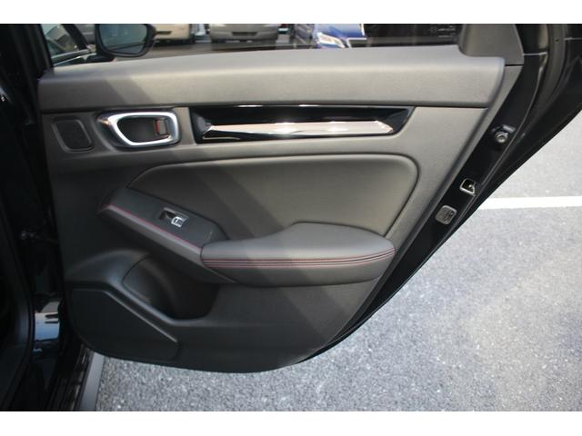 シビック RS 後期型 禁煙車 6MT BOSE 純正9型ナビ ブラックハーフレザー シートヒーター バックカメラ ETC2.0 フルセグTV レーダークルーズコントロール LEDヘッドライト シートヒーター(28枚目)