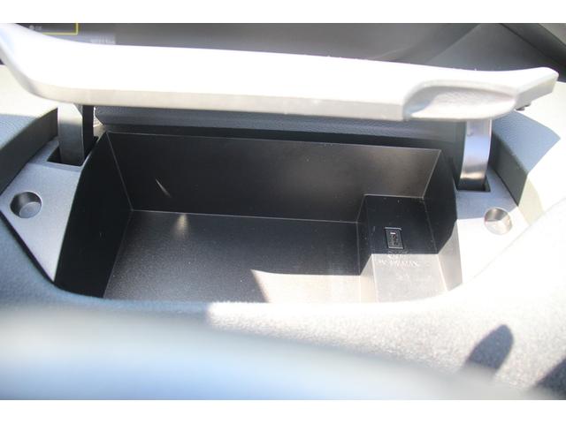 セレナ ライダー 禁煙車 純正9型ナビ フルセグTY 後席モニター 片側電動スライド 衝突軽減ブレーキ LEDヘッドライト クルーズコントロール ビルトインETC Bluetooth接続 USBポート(72枚目)