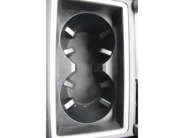 アウトランダーPHEV P パノラマサンルーフ マイパイロット eアシスト BOSEプレミアムサウンド 純正9型ナビ 360°カメラ 黒革シート ハンズフリーパワーバックドア レーダークルーズコントロール(59枚目)