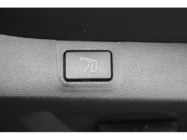 アウトランダーPHEV P パノラマサンルーフ マイパイロット eアシスト BOSEプレミアムサウンド 純正9型ナビ 360°カメラ 黒革シート ハンズフリーパワーバックドア レーダークルーズコントロール(68枚目)