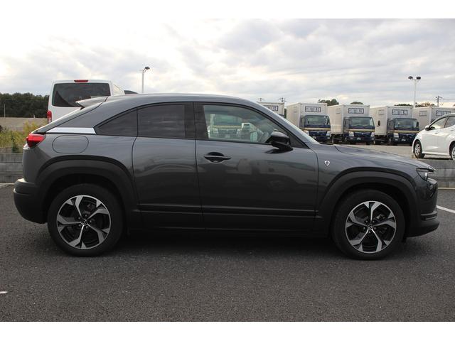 MX-30ロータリーEV ナチュラルモノトーン 禁煙車 8.8型純正ナビ フルセグTV ヒートシーター 全周囲カメラ パワーシート レーダークルーズコントロール ETC ステアリングヒーター LEDヘッドライト BOSEスピーカー(15枚目)