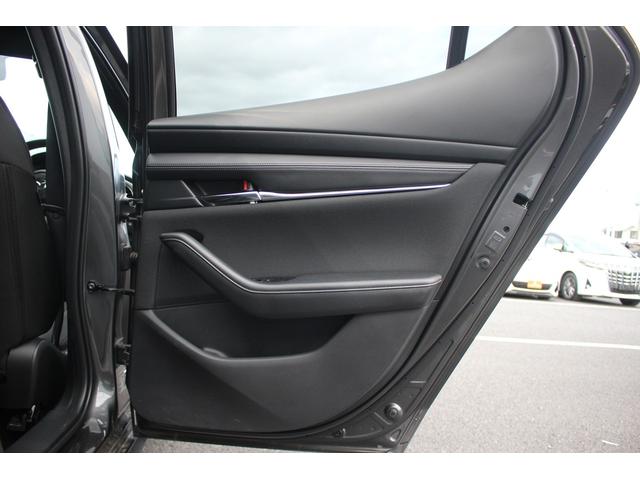 MAZDA3ファストバック XDプロアクティブ 後期型 禁煙車 オプション10.25型純正ナビ フルセグTV 全周囲カメラ シートヒーター シートヒーター 純正18インチアルミホイール パワーシート LEDヘッドライト クリアランスソナー(31枚目)