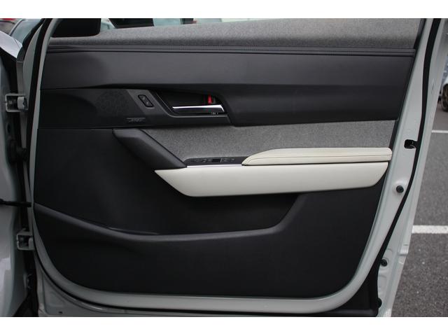 MX-30 100周年特別記念車 禁煙車 純正8.8インチナビ アラウンドビューモニター フルセグTV メモリー機能付きパワーシート レーダークルーズコントロール BOSEサウンドシステム ETC ステアリングヒーター(31枚目)