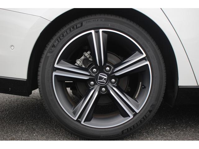 アコード e:HEV 禁煙車 純正12.3型ディスプレイ BOSEサウンド 全周囲カメラ フルセグTV レーダークルーズコントロール ETC2.0 LEDヘッドライト クリアランスソナー 純正18インチアルミ(16枚目)