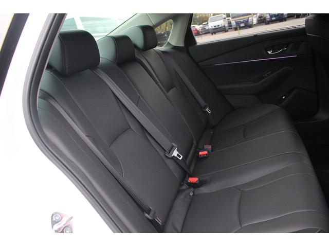 アコード e:HEV 禁煙車 純正12.3型ディスプレイ BOSEサウンド 全周囲カメラ フルセグTV レーダークルーズコントロール ETC2.0 LEDヘッドライト クリアランスソナー 純正18インチアルミ(31枚目)