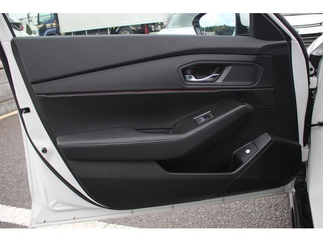 アコード e:HEV 禁煙車 純正12.3型ディスプレイ BOSEサウンド 全周囲カメラ フルセグTV レーダークルーズコントロール ETC2.0 LEDヘッドライト クリアランスソナー 純正18インチアルミ(35枚目)