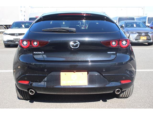 MAZDA3ファストバック XDプロアクティブ 後期型 禁煙車 純正10.25インチナビ フルセグTV 全周囲カメラ レーダークルーズコントロール シートヒーター ブラインドスポットモニター ETC 純正18インチアルミホイール パワーシート(6枚目)