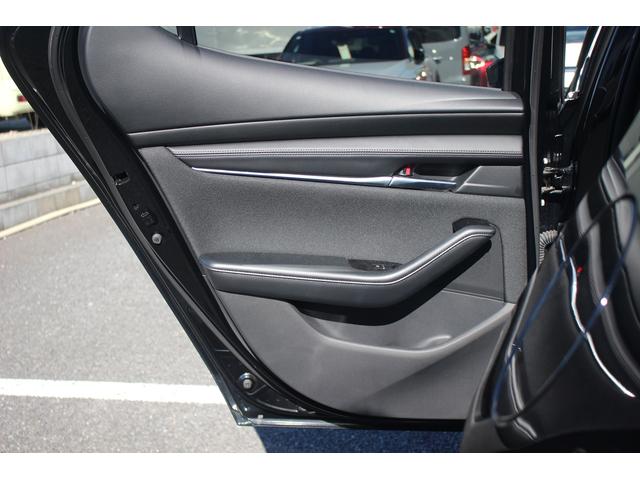 MAZDA3ファストバック XDプロアクティブ 後期型 禁煙車 純正10.25インチナビ フルセグTV 全周囲カメラ レーダークルーズコントロール シートヒーター ブラインドスポットモニター ETC 純正18インチアルミホイール パワーシート(26枚目)