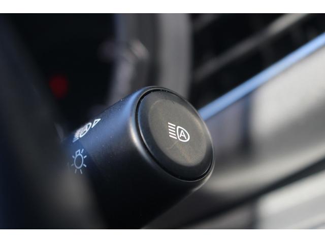 MAZDA3ファストバック XDプロアクティブ 後期型 禁煙車 純正10.25インチナビ フルセグTV 全周囲カメラ レーダークルーズコントロール シートヒーター ブラインドスポットモニター ETC 純正18インチアルミホイール パワーシート(49枚目)