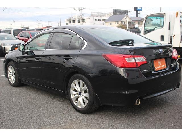 レガシィB4 ベースグレード 禁煙車 メーカーナビ フルセグTV バックカメラ シートヒーター レーダークルーズコントロール 衝突軽減ブレーキ 純正17インチアルミホイール LEDヘッドライト 黒本革シート パワーシート(12枚目)