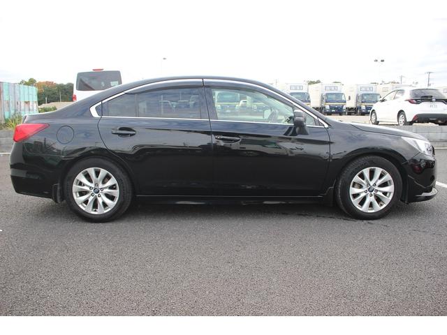 レガシィB4 ベースグレード 禁煙車 メーカーナビ フルセグTV バックカメラ シートヒーター レーダークルーズコントロール 衝突軽減ブレーキ 純正17インチアルミホイール LEDヘッドライト 黒本革シート パワーシート(15枚目)