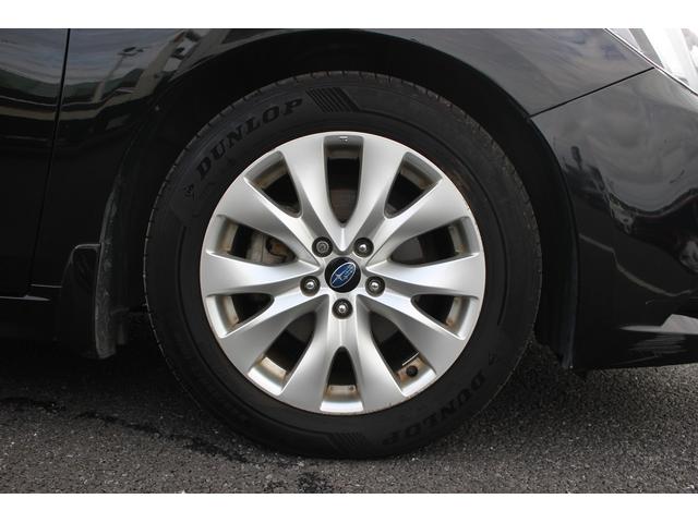 レガシィB4 ベースグレード 禁煙車 メーカーナビ フルセグTV バックカメラ シートヒーター レーダークルーズコントロール 衝突軽減ブレーキ 純正17インチアルミホイール LEDヘッドライト 黒本革シート パワーシート(16枚目)