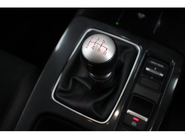シビック RS 禁煙車 ワンオーナー 6MT 純正9インチディスプレイ バックカメラ フルセグTV BOSEサウンドシステム LEDヘッドライト ETC2.0 純正18インチアルミホイール クリアランスソナー(7枚目)