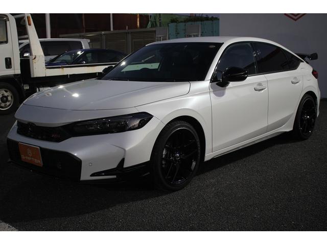 シビック RS 禁煙車 ワンオーナー 6MT 純正9インチディスプレイ バックカメラ フルセグTV BOSEサウンドシステム LEDヘッドライト ETC2.0 純正18インチアルミホイール クリアランスソナー(9枚目)