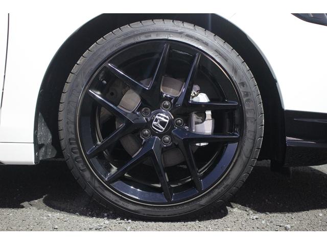 シビック RS 禁煙車 ワンオーナー 6MT 純正9インチディスプレイ バックカメラ フルセグTV BOSEサウンドシステム LEDヘッドライト ETC2.0 純正18インチアルミホイール クリアランスソナー(13枚目)