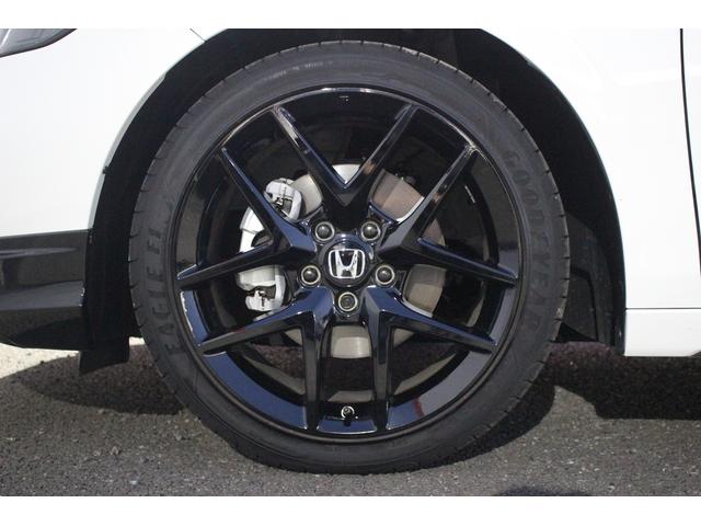 シビック RS 禁煙車 ワンオーナー 6MT 純正9インチディスプレイ バックカメラ フルセグTV BOSEサウンドシステム LEDヘッドライト ETC2.0 純正18インチアルミホイール クリアランスソナー(14枚目)