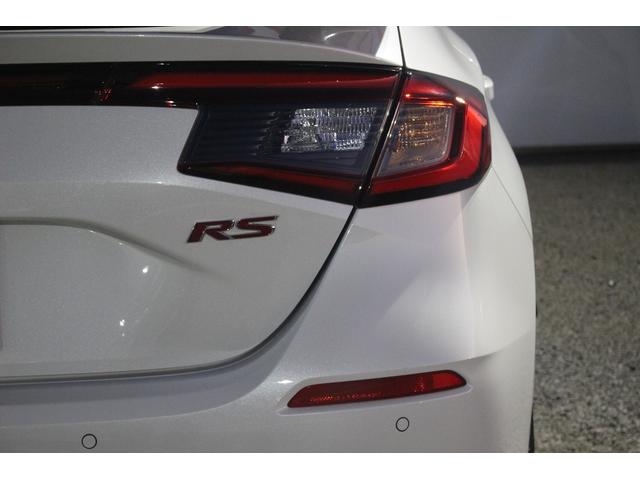 シビック RS 禁煙車 ワンオーナー 6MT 純正9インチディスプレイ バックカメラ フルセグTV BOSEサウンドシステム LEDヘッドライト ETC2.0 純正18インチアルミホイール クリアランスソナー(19枚目)