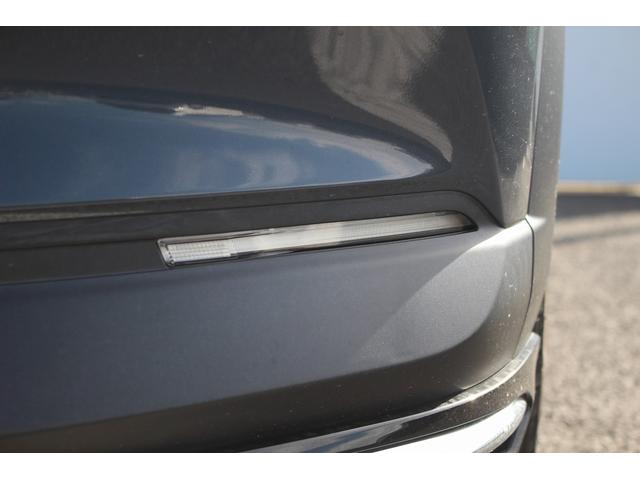 CX-30 20S Lパッケージ 禁煙車 純正10.25型ナビ 全周囲カメラ フルセグTV 白革シート 電動リアゲート レーダークルーズコントロール ETC LEDヘッドライト ステアリングヒーター 衝突軽減ブレーキ(19枚目)