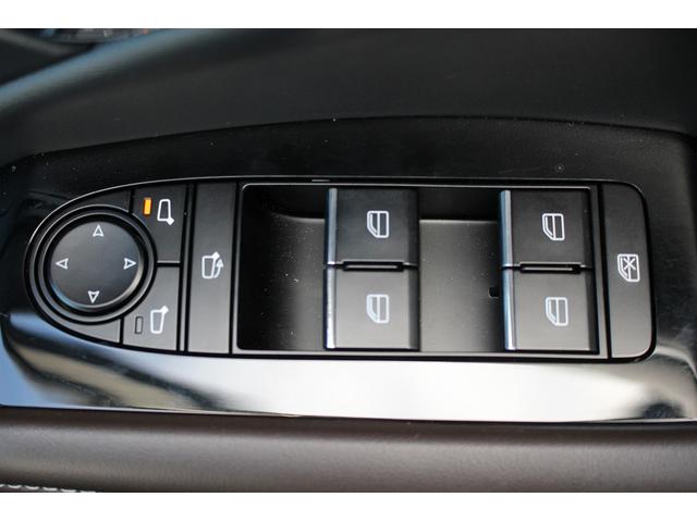 CX-30 20S Lパッケージ 禁煙車 純正10.25型ナビ 全周囲カメラ フルセグTV 白革シート 電動リアゲート レーダークルーズコントロール ETC LEDヘッドライト ステアリングヒーター 衝突軽減ブレーキ(66枚目)