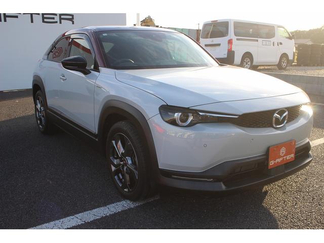 MX-30 100周年特別記念車 禁煙車 メーカー8.8インチセンターディスプレイ BOSEプレミアムサウンドシステム レーダークルーズコントロール アラウンドビューモニター ETC2.0 純正18インチアルミホイール(9枚目)