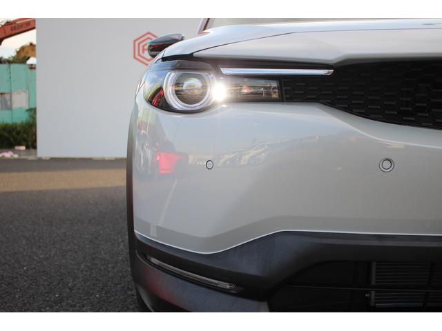 MX-30 100周年特別記念車 禁煙車 メーカー8.8インチセンターディスプレイ BOSEプレミアムサウンドシステム レーダークルーズコントロール アラウンドビューモニター ETC2.0 純正18インチアルミホイール(24枚目)