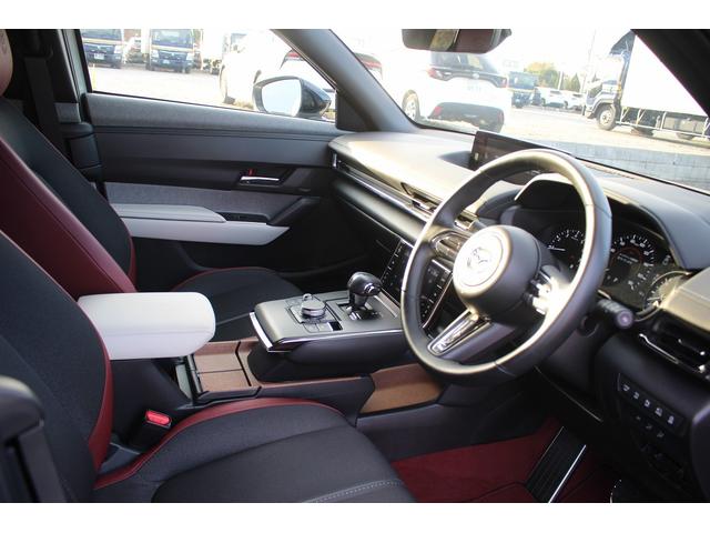 MX-30 100周年特別記念車 禁煙車 メーカー8.8インチセンターディスプレイ BOSEプレミアムサウンドシステム レーダークルーズコントロール アラウンドビューモニター ETC2.0 純正18インチアルミホイール(33枚目)