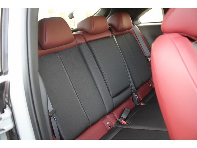 MX-30 100周年特別記念車 禁煙車 メーカー8.8インチセンターディスプレイ BOSEプレミアムサウンドシステム レーダークルーズコントロール アラウンドビューモニター ETC2.0 純正18インチアルミホイール(37枚目)