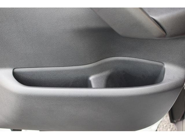 MX-30 100周年特別記念車 禁煙車 メーカー8.8インチセンターディスプレイ BOSEプレミアムサウンドシステム レーダークルーズコントロール アラウンドビューモニター ETC2.0 純正18インチアルミホイール(66枚目)