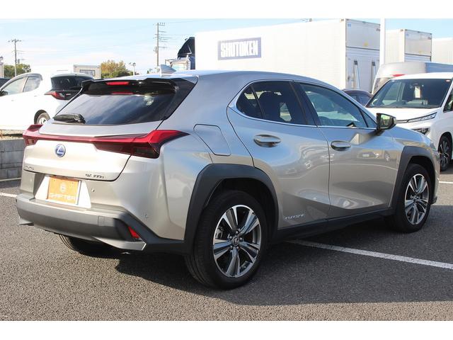 UX UX300e バージョンL 禁煙車 マークレビンソンサウンド メーカー10.3型ナビ 全周囲カメラ 青白革シート ETC2.0 1500W給電 ブライドスポットモニター パワーシート シートヒーター シートエアコン(8枚目)