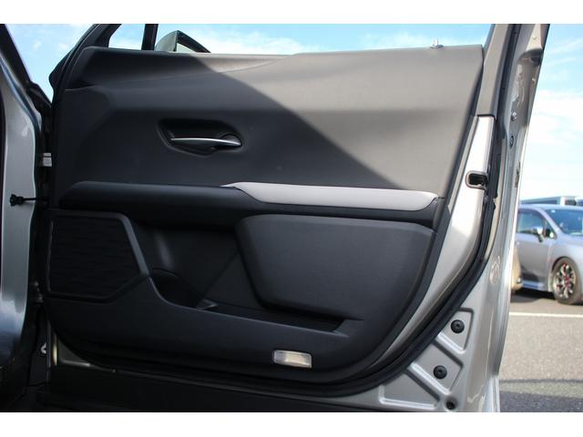 UX UX300e バージョンL 禁煙車 マークレビンソンサウンド メーカー10.3型ナビ 全周囲カメラ 青白革シート ETC2.0 1500W給電 ブライドスポットモニター パワーシート シートヒーター シートエアコン(14枚目)