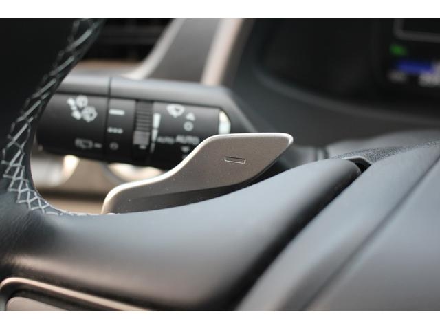 UX UX300e バージョンL 禁煙車 マークレビンソンサウンド メーカー10.3型ナビ 全周囲カメラ 青白革シート ETC2.0 1500W給電 ブライドスポットモニター パワーシート シートヒーター シートエアコン(33枚目)