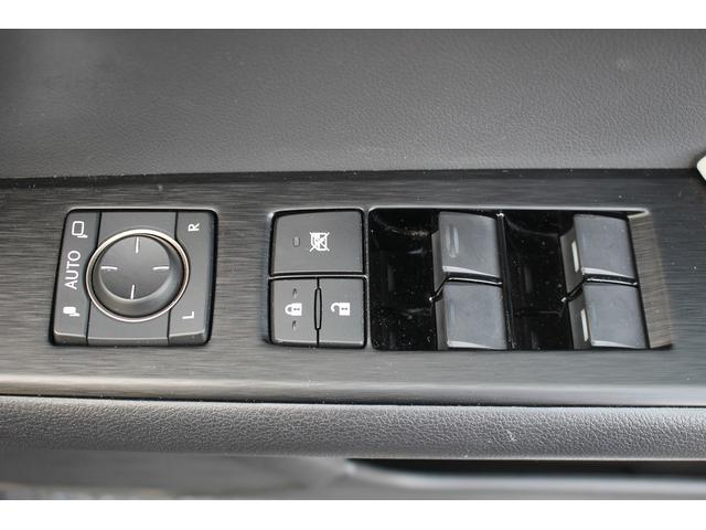 UX UX300e バージョンL 禁煙車 マークレビンソンサウンド メーカー10.3型ナビ 全周囲カメラ 青白革シート ETC2.0 1500W給電 ブライドスポットモニター パワーシート シートヒーター シートエアコン(56枚目)