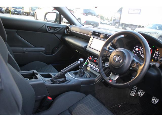 GR86 SZ 禁煙車 6速マニュアル 純正ナビ オートクルーズコントロール LEDヘッドライト Bluetooth接続 純正17インチアルミホイール ETC プッシュスタート フルセグTV スマートキー(29枚目)