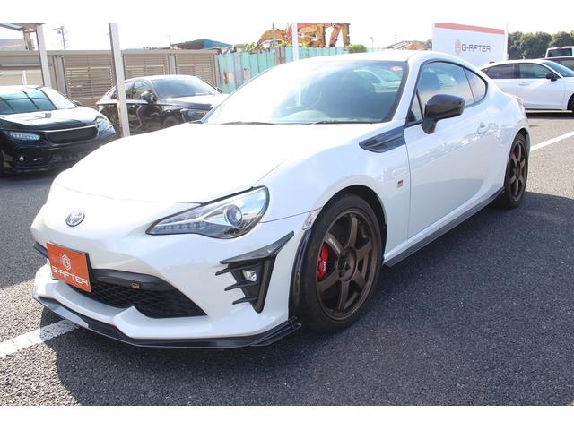 86 GR 後期型 禁煙車 6MT オートクルーズコントロール LEDヘッドライト RECAROバケットシート プッシュスタート ETC プッシュスタート 社外18インチアルミホイール オートエアコン(9枚目)