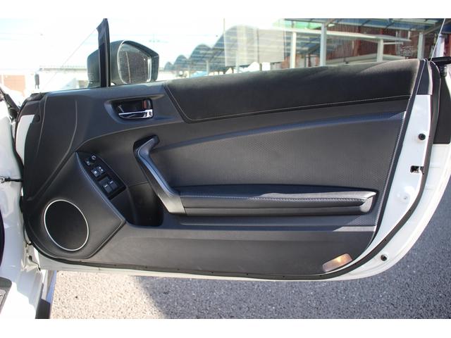 86 GR 後期型 禁煙車 6MT オートクルーズコントロール LEDヘッドライト RECAROバケットシート プッシュスタート ETC プッシュスタート 社外18インチアルミホイール オートエアコン(30枚目)