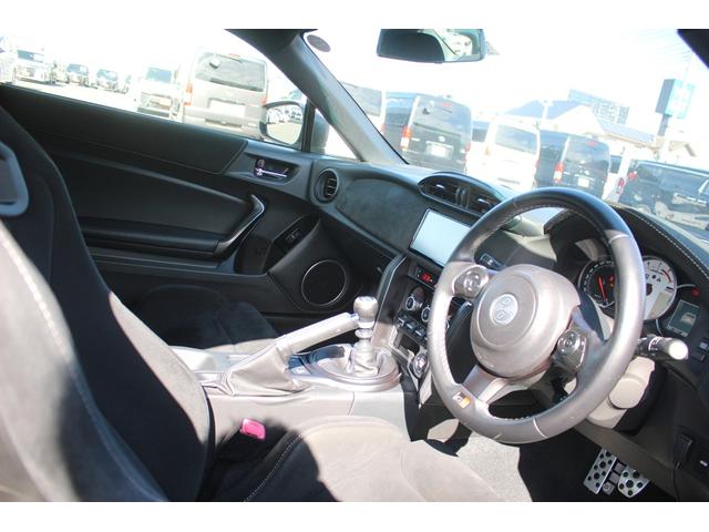 86 GR 後期型 禁煙車 6MT オートクルーズコントロール LEDヘッドライト RECAROバケットシート プッシュスタート ETC プッシュスタート 社外18インチアルミホイール オートエアコン(31枚目)