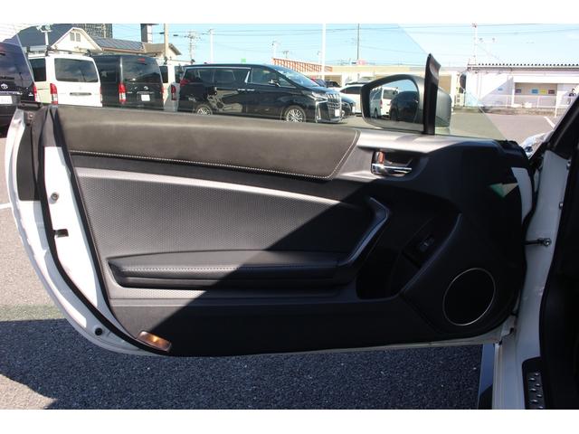 86 GR 後期型 禁煙車 6MT オートクルーズコントロール LEDヘッドライト RECAROバケットシート プッシュスタート ETC プッシュスタート 社外18インチアルミホイール オートエアコン(35枚目)