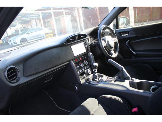86 GR 後期型 禁煙車 6MT オートクルーズコントロール LEDヘッドライト RECAROバケットシート プッシュスタート ETC プッシュスタート 社外18インチアルミホイール オートエアコン(38枚目)