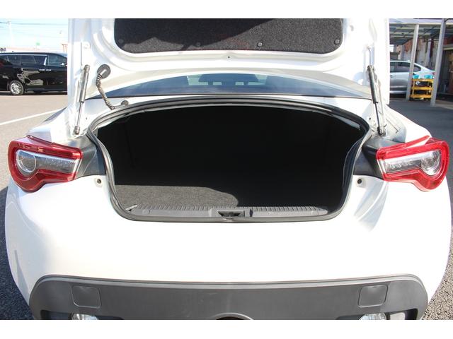 86 GR 後期型 禁煙車 6MT オートクルーズコントロール LEDヘッドライト RECAROバケットシート プッシュスタート ETC プッシュスタート 社外18インチアルミホイール オートエアコン(69枚目)