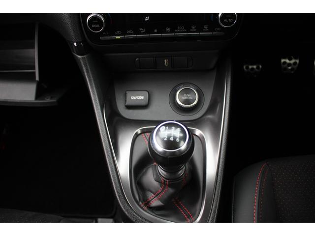 GRヤリス RZ ハイパフォーマンス 禁煙車 ワンオーナー 純正8インチディスプレイオーディオ JBLサウンドシステム LEDヘッドライト 純正18インチBBS製アルミホイール カーボンルーフ GRフロントスポイラー(7枚目)