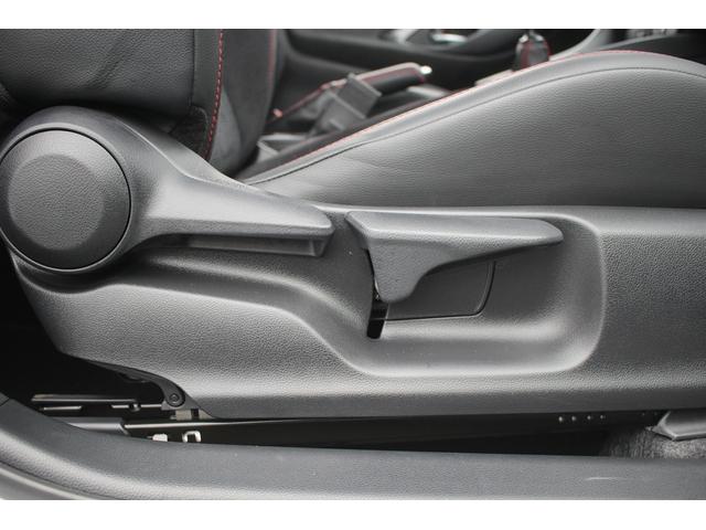 GRヤリス RZ ハイパフォーマンス 禁煙車 ワンオーナー 純正8インチディスプレイオーディオ JBLサウンドシステム LEDヘッドライト 純正18インチBBS製アルミホイール カーボンルーフ GRフロントスポイラー(62枚目)