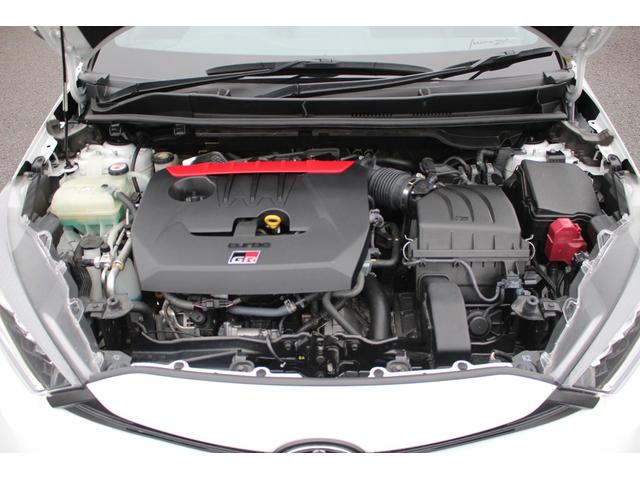 GRヤリス RZ ハイパフォーマンス 禁煙車 ワンオーナー 純正8インチディスプレイオーディオ JBLサウンドシステム LEDヘッドライト 純正18インチBBS製アルミホイール カーボンルーフ GRフロントスポイラー(66枚目)