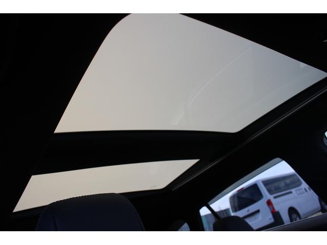 ハリアーハイブリッド Z 後期型 禁煙車 純正12.3インチナビ 調光パノラマルーフ パノラミックビューモニター JBLサウンドシステム アダプティブクルーズコントール ETC2.0 フルセグTV 衝突軽減ブレーキ(7枚目)