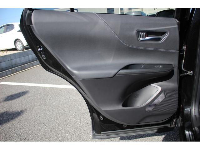 ハリアーハイブリッド Z 後期型 禁煙車 純正12.3インチナビ 調光パノラマルーフ パノラミックビューモニター JBLサウンドシステム アダプティブクルーズコントール ETC2.0 フルセグTV 衝突軽減ブレーキ(37枚目)