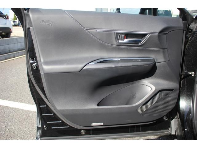 ハリアーハイブリッド Z 後期型 禁煙車 純正12.3インチナビ 調光パノラマルーフ パノラミックビューモニター JBLサウンドシステム アダプティブクルーズコントール ETC2.0 フルセグTV 衝突軽減ブレーキ(40枚目)