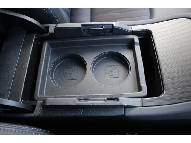 ハリアーハイブリッド Z 後期型 禁煙車 純正12.3インチナビ 調光パノラマルーフ パノラミックビューモニター JBLサウンドシステム アダプティブクルーズコントール ETC2.0 フルセグTV 衝突軽減ブレーキ(58枚目)