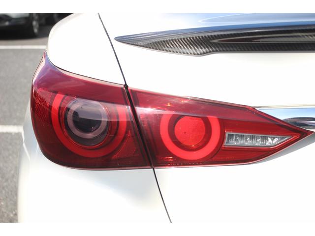 スカイライン 400R 禁煙車 ワンオーナー BOSEサウンドシステム メーカーナビ フルセグTV 全周囲カメラ LEDヘッドライト ETC シートヒーター パワーシート クリアランスソナー 黒革シート アンビエントライト(27枚目)